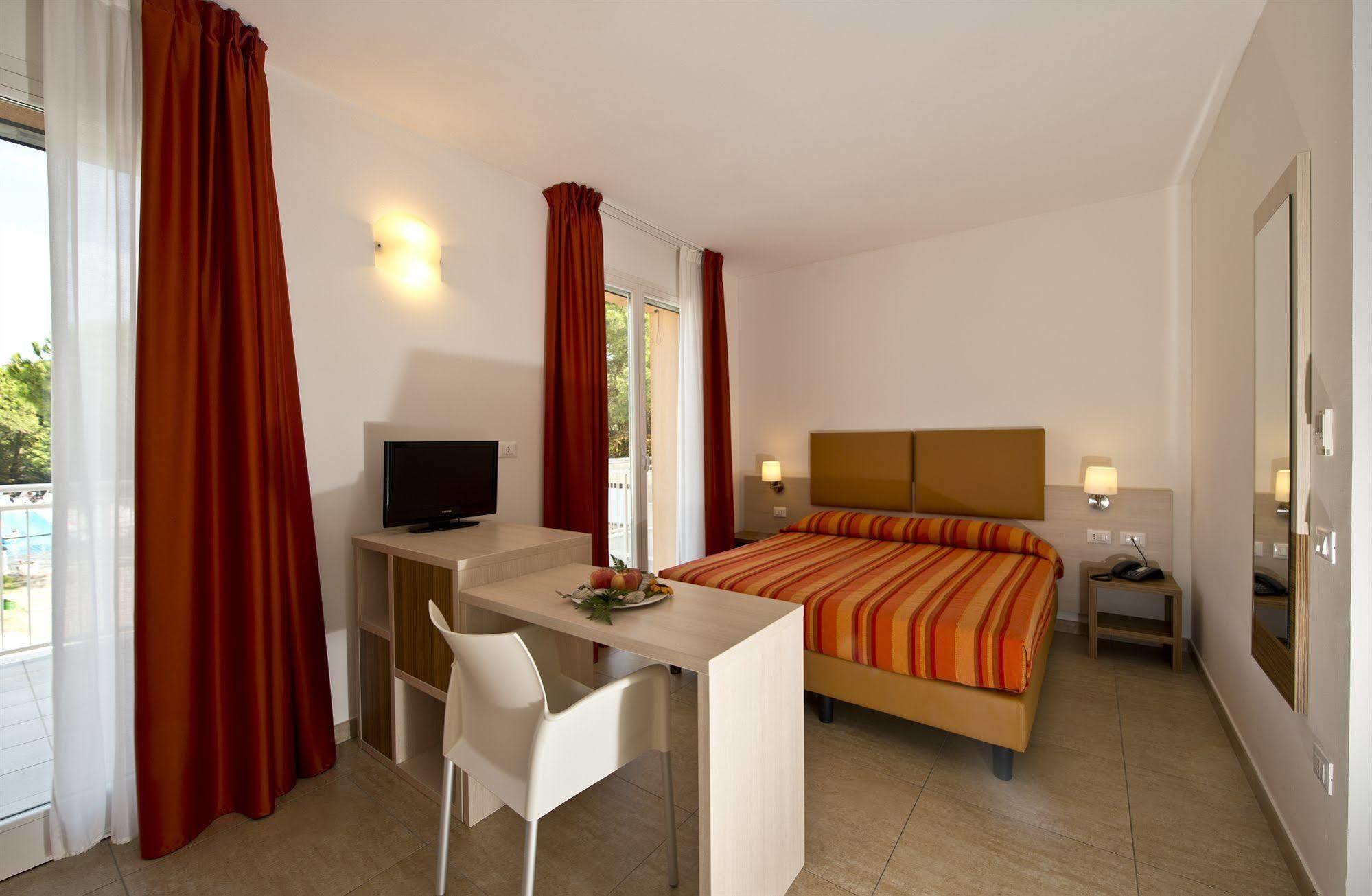 Club Village & Hotel Spiaggia Romea Lido di Volano Buitenkant foto